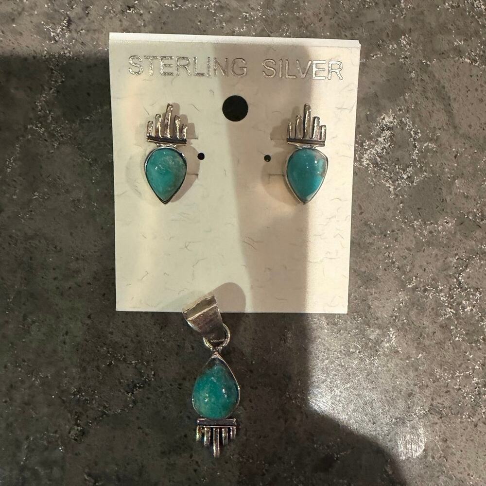 Sterling Silver Turquoise Teardrop Stud Earrings and Pendant Set Southwest